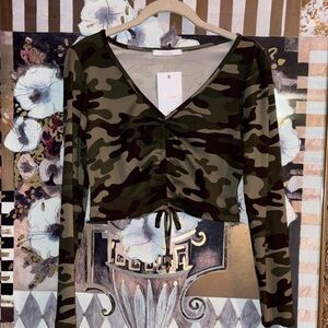 Shasa Camouflage V-Neck Crop Top